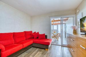 TV a/nebo společenská místnost v ubytování El Refugio de Aitana by Homestaygranacanaria