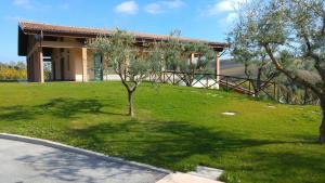 A garden outside Le Vigne di Clementina Fabi