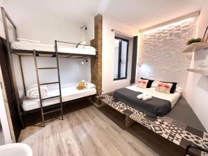 Postel nebo postele na pokoji v ubytování ECO Hostel + 37 fotografií