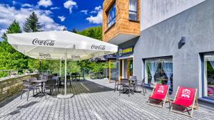 Budynek, w którym mieści się apartament