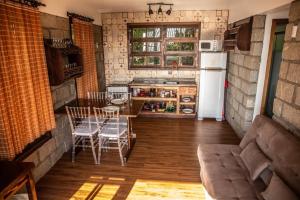 Nhà bếp/bếp nhỏ tại 3 - Apto com Jacuzzi e Vista Mar - Morada do Ganso