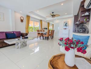 Posezení v ubytování Santisuk Villa - by KohChangVillas