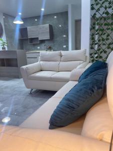 Ruang duduk di Apartamento Danishas Place VIP