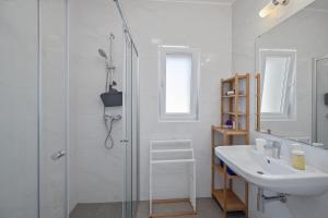 Koupelna v ubytování Villa Salvia Adriatica + 53 fotografií