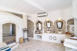 Kamar mandi di La Santa Rosa