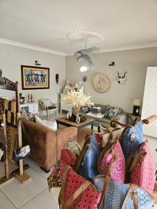 Posezení v ubytování Stannards Guest Lodge 4 Star B&B, Knysna