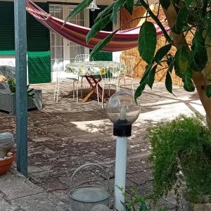 A garden outside BB La casa di Tella Még 6 kép