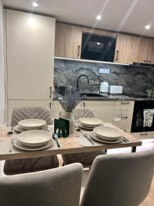 Opera Z39 Suite 1066 Budapest, 39 Zichy Jenő utca kép - 2