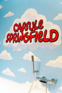 Fotografie z fotogalerie ubytování Capsule Springfield - Balnéo -Sauna - Billard v destinaci Douai