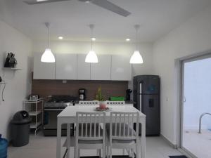 Foto Sosúas asuva majutusasutuse Villa Tamara Sleeps 8 with Pool galeriist +27 fotot