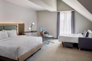 Postel nebo postele na pokoji v ubytování Courtyard by Marriott Schwerin