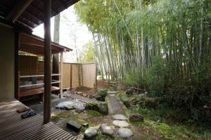 Koshi no yado Takashimaya外面的花园