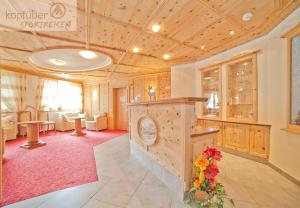 A seating area at Alpenperle