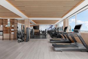 Fitness centrum a/nebo fitness zařízení v ubytování Sheraton Manila Bay
