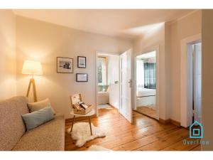 Posezení v ubytování Beacon Room -15 Minutes to Gdańsk Old Town & Seaside