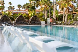 Bazén v ubytování Barceló Fuerteventura Royal Level - Adults Only nebo v jeho okolí
