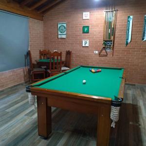 Biliár nebo kulečník v ubytování Casa de campo em Limeira