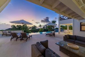 Χώρος καθιστικού στο Infinity House villa