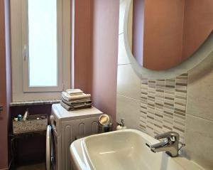 Ένα μπάνιο στο Casa Torino Liberty +15 φωτογραφίες