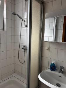 Koupelna v ubytování Pension FAULPELZ - Doppelzimmer mit Bad