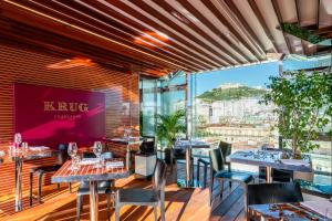 ROMEO Napoli餐厅或其他用餐的地方