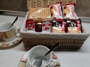 Central suite on Clock Square D1的咖啡和沏茶工具