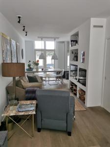 Η κουζίνα ή μικρή κουζίνα στο Sandy's Family Beach House for 2 adults & 2 children
