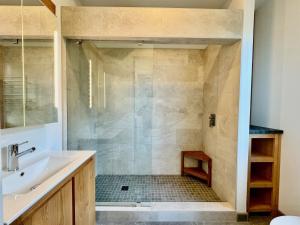 Gambar di galeri bagi The Cove at Port Orford - 5 Ocean Front Suites di Port Orford
