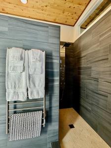 Gambar di galeri bagi The Cove at Port Orford - 5 Ocean Front Suites di Port Orford