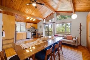 Fotografie z fotogalerie ubytování The Three Bears MCA 901 - Meredith Lodging v destinaci Manzanita