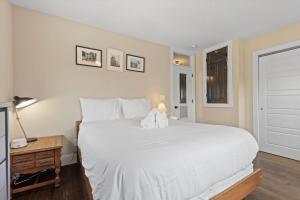 华盛顿Entire 3-BR Row House in Peaceful Kingman Park DC的相册照片
