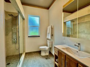 Gambar di galeri bagi The Cove at Port Orford - 5 Ocean Front Suites di Port Orford