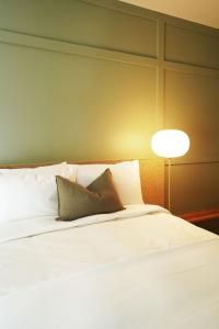 Albert Hotel客房内的一张或多张床位