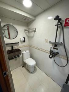 Ένα μπάνιο στο 香港榆臨賓館 Yulam Guesthouse