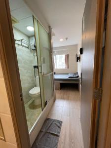 Ένα μπάνιο στο 香港榆臨賓館 Yulam Guesthouse
