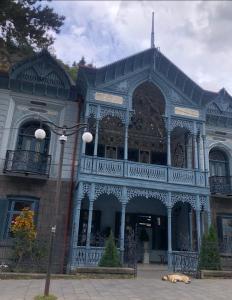 Budova, kde se apartmán nachází + 13 fotografií