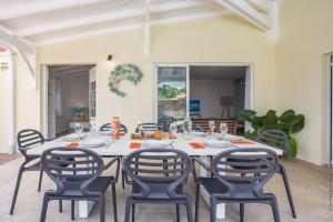 Fotografie z fotogalerie ubytování Villa Karmen v destinaci Le Diamant