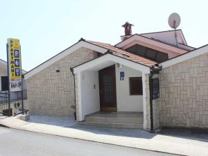 Gallery image of Guest House San Antonio - Deluxe Room with Patio no 4 in Ploče