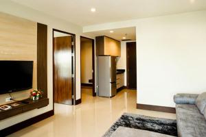 TV a/nebo společenská místnost v ubytování Crystal Suites Suvarnbhumi Airport