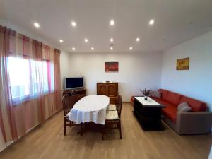 Et tv og/eller underholdning på Apartments Tre Pini