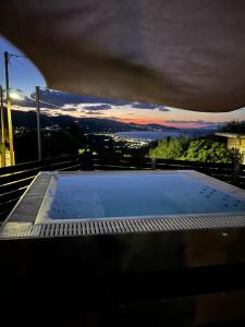 Piscina de la sau aproape de Villa Thea - The View 2nd floor