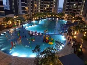 Bazén v ubytování The Atlantis Residence, 1-5pax nebo v jeho okolí