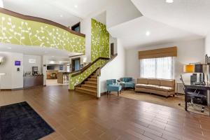 Ruang duduk di Sleep Inn at Greenville Convention Center