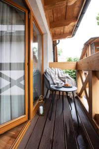Balkón alebo terasa v ubytovaní Apartamenty Chramcówki 7