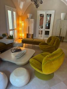 Istumisnurk majutusasutuses Manoir des Sources