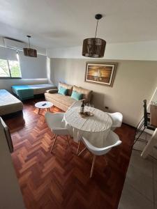 Posezení v ubytování Apartamento en el Corazón de Mendoza