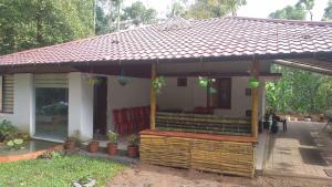 Κήπος έξω από το PETERCOTTAGE HOMESTAY