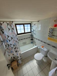 Koupelna v ubytování Ayia Napa Marina Luxury Villas - Pearl