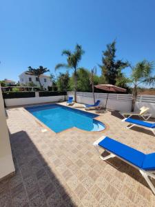 Bazén v ubytování Ayia Napa Marina Luxury Villas - Pearl nebo v jeho okolí + 76 fotografií