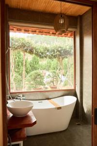 Fotografie z fotogalerie ubytování Gỗ Home v destinaci Ðinh An (2)